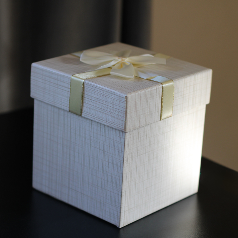 White Cube Gift Box
