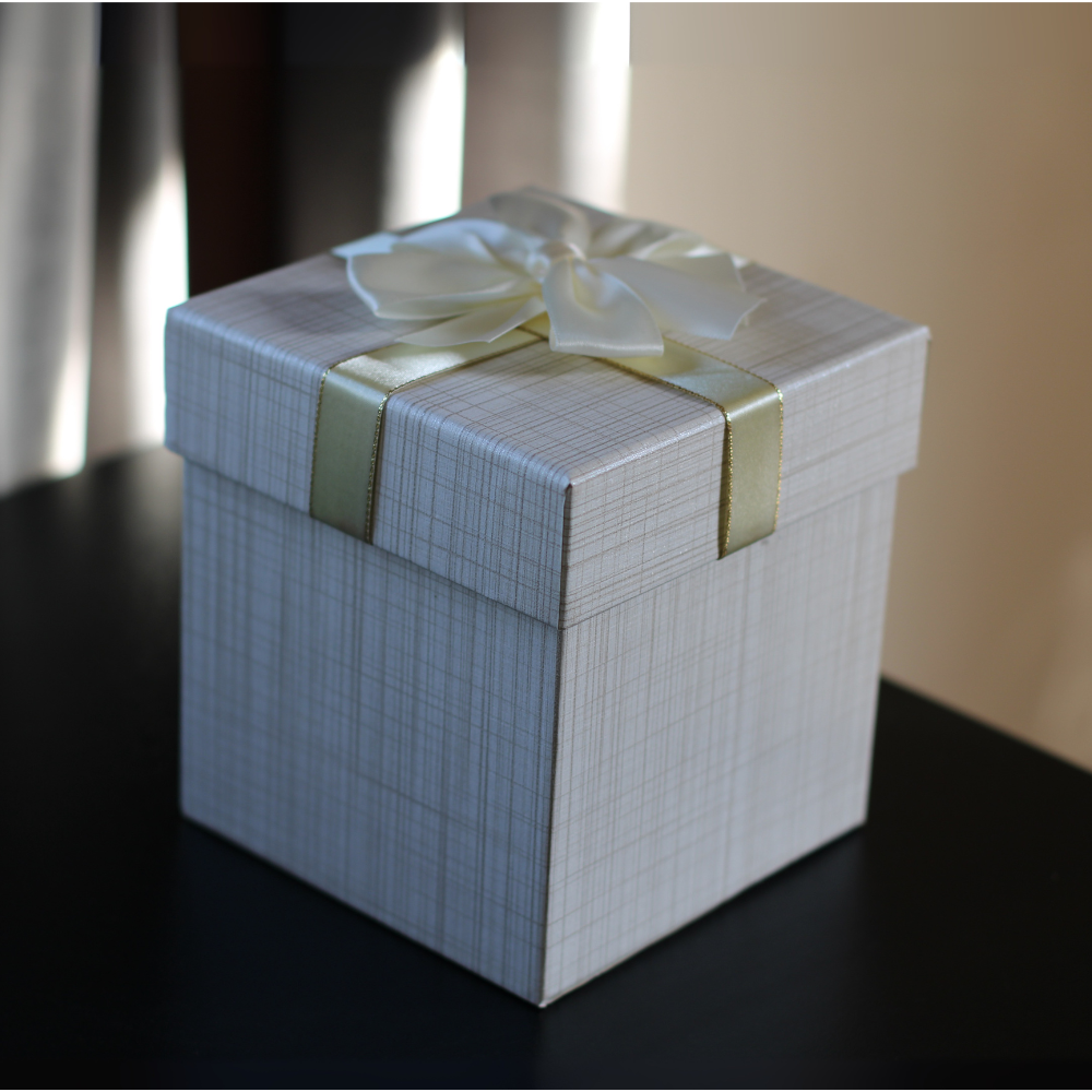White Cube Gift Box