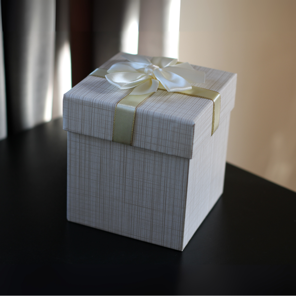 White Cube Gift Box